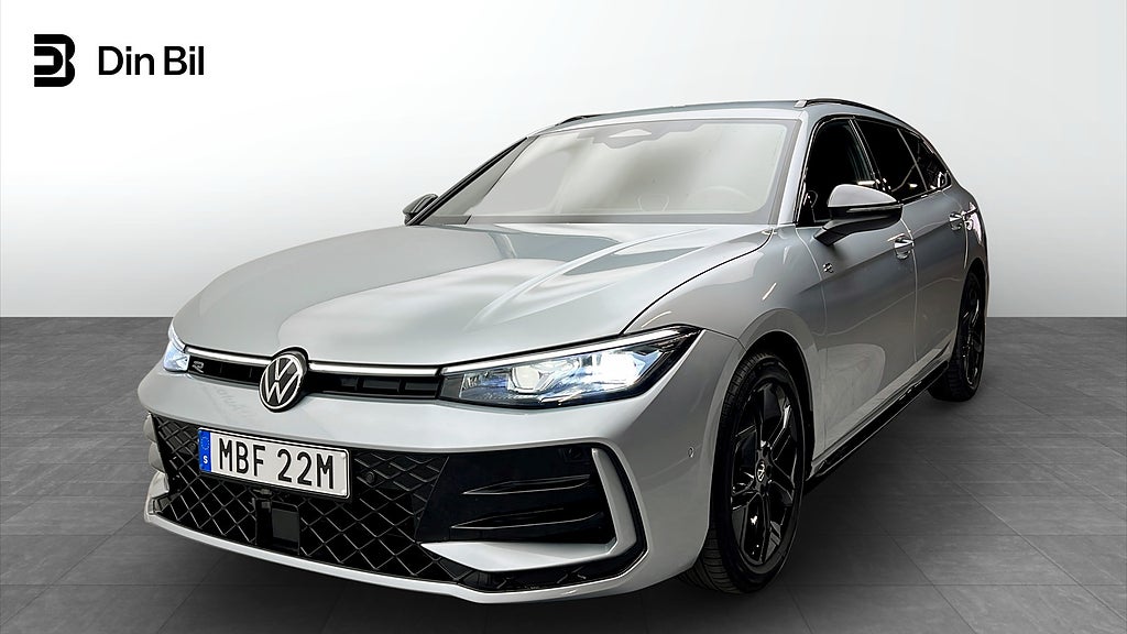 Volkswagen Passat R-Line Black TDI193 DSG 4M Värmare/Drag