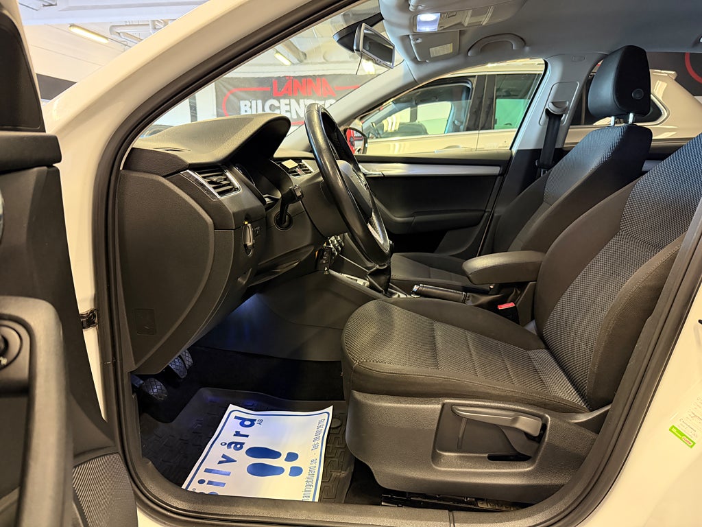 Skoda Octavia 2013 - miniatyr 11