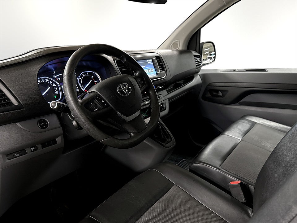Bild på Toyota Proace 1.6 116hk D-4D DRAG B-KAMERA NAVI