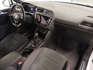 SUV Volkswagen Tiguan 10 av 28