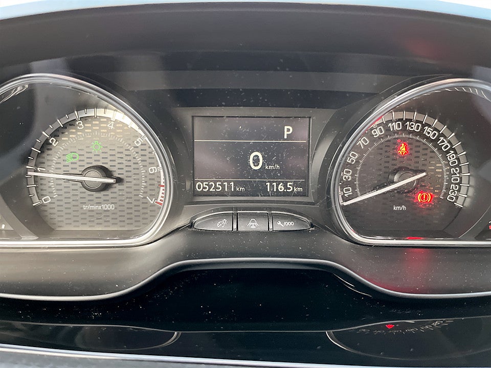 Bild på Peugeot 2008 GT 1.2 PT 110hk Aut - B-KAMERA,PANO,DRAG