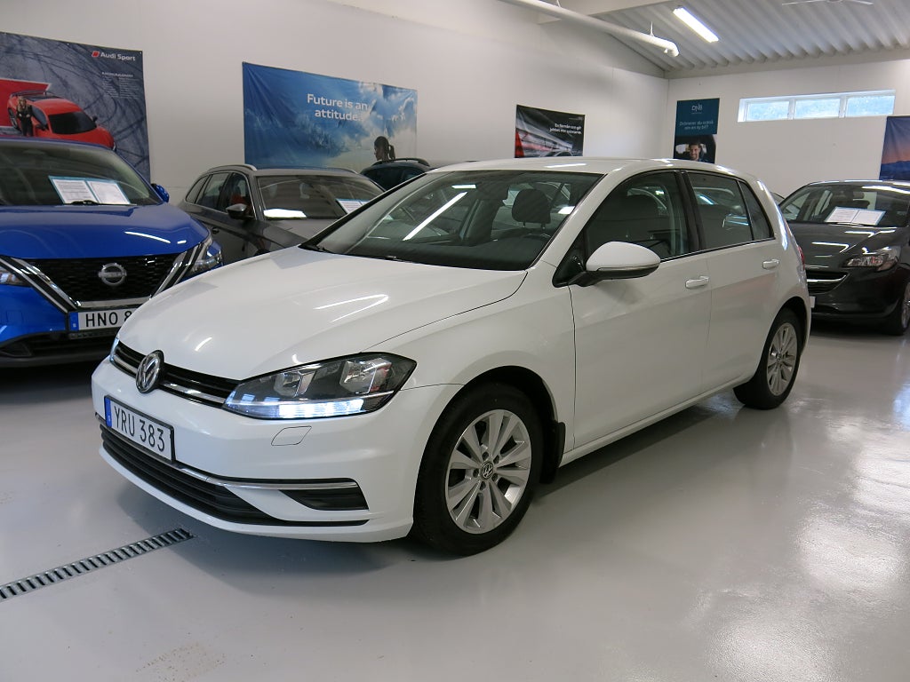 Volkswagen Golf 1.0 TSI 110HK CarPlay Base Euro 6