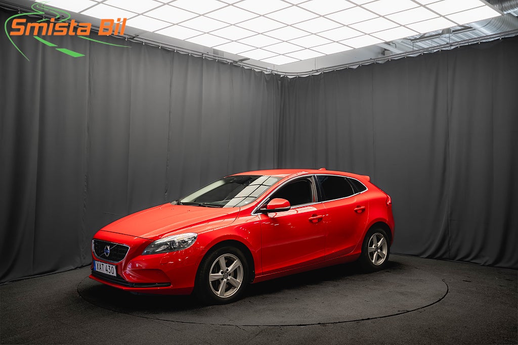 Volvo V40 D4 D-VÄRMARE DRAG P-SENSORER AUDIO-HIGH 190hk