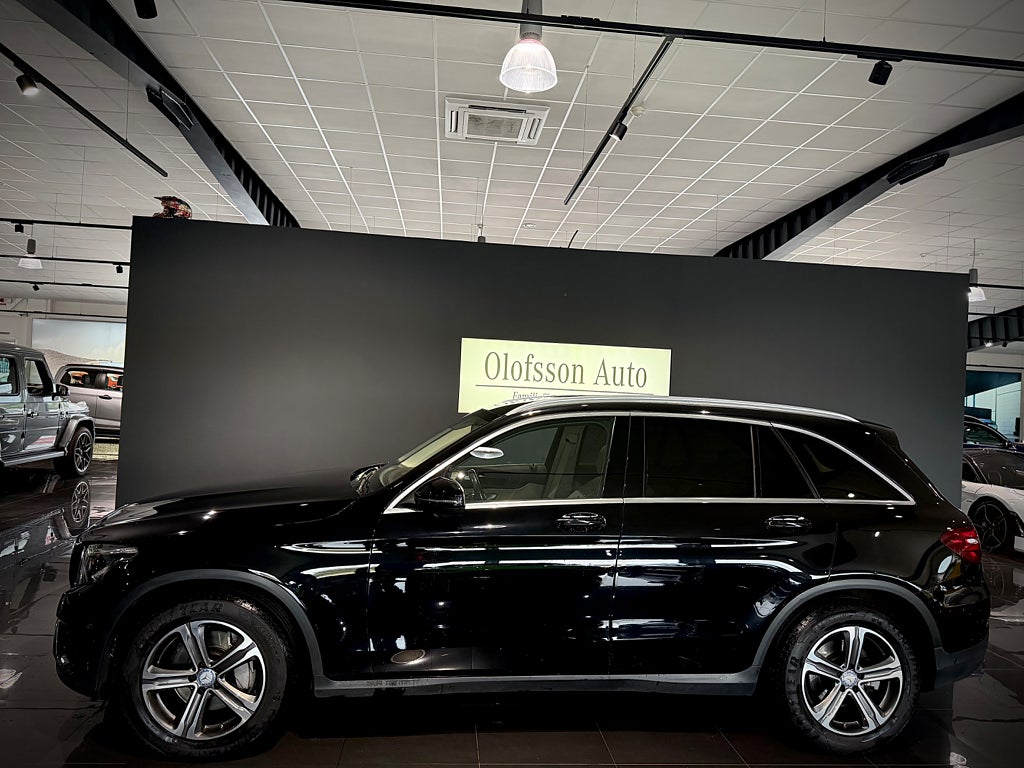 Mercedes-Benz GLC 220 d 4MATIC Exclusive Värmare Läder Drag - bild 2