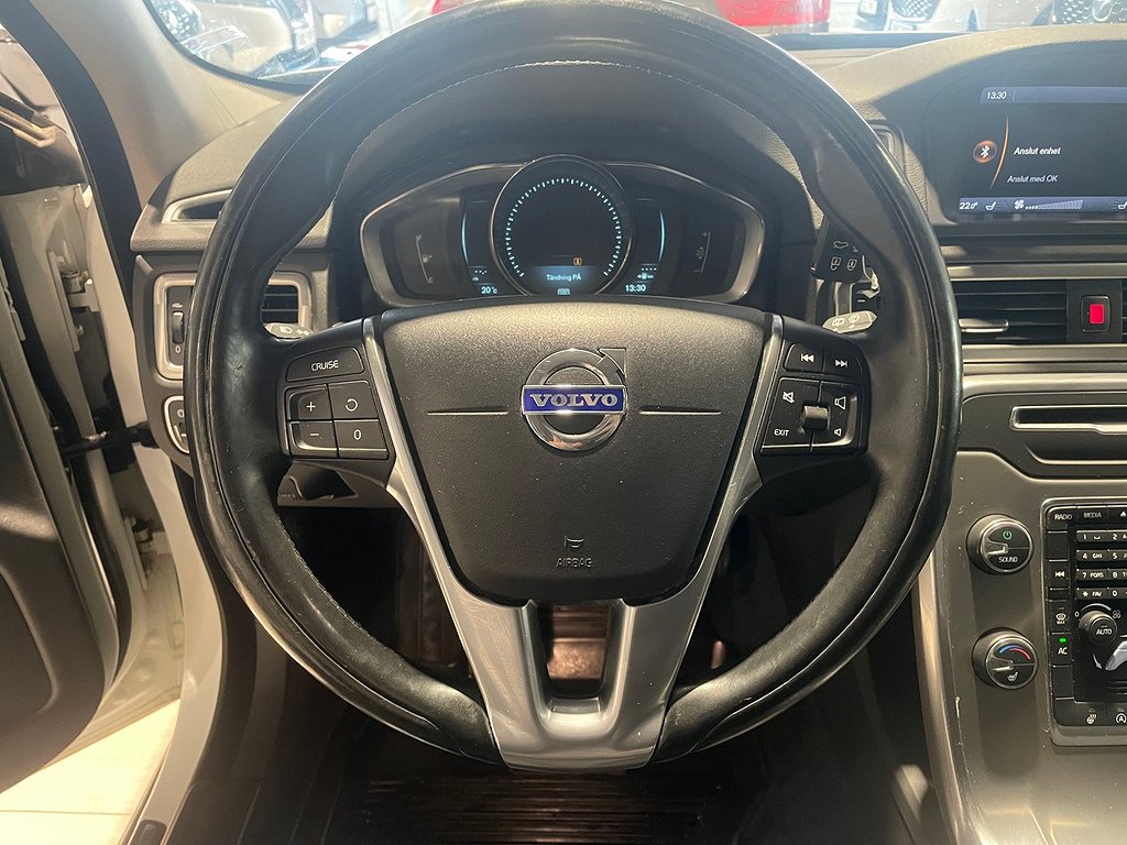 Volvo V70 D4 Momentum | Business Ed | DRAG | Värmare 2014
