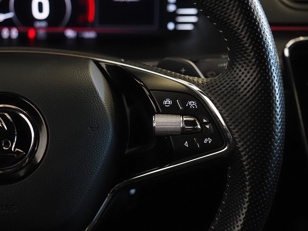 Skoda Superb iV 218hk Sportline Plug-in Hybrid |Drag|Cockpit| 2021