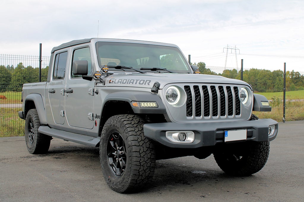 Jeep Gladiator V6 4WD Automat Drag Låga mil 