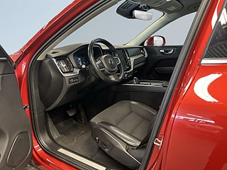 Volvo XC60 Recharge T6 AWD Automat Drag/Kamera/P-värmare/S&V-Däck – bild 7