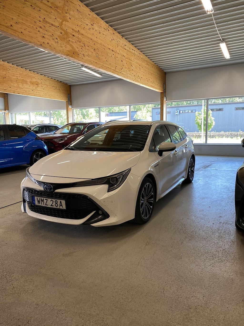Toyota Corolla Touring Sports Hybrid e-CVT Style | Vinter...