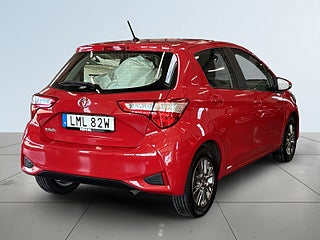 Toyota Yaris 5-dörrar 1.5 VVT-iE Active S&V-Hjul/Backkamera/Mvärm – bild 6