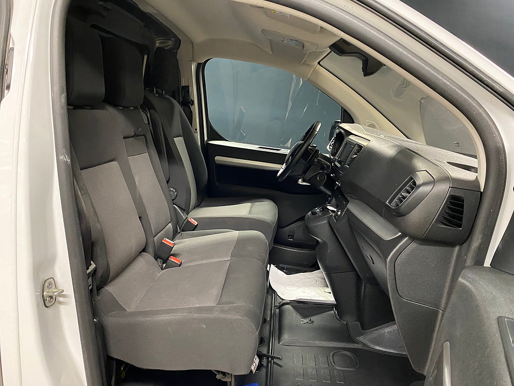 Bild på Peugeot Expert PRO+ L3 2.0 BlueHDi 145hk AUT