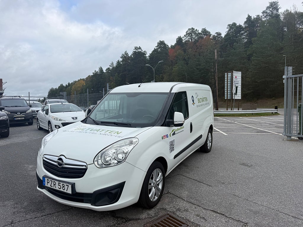 Opel Combo Van 2.4t 1.3 CDTI 95hk 9000 mil Långa modellen Euro 6