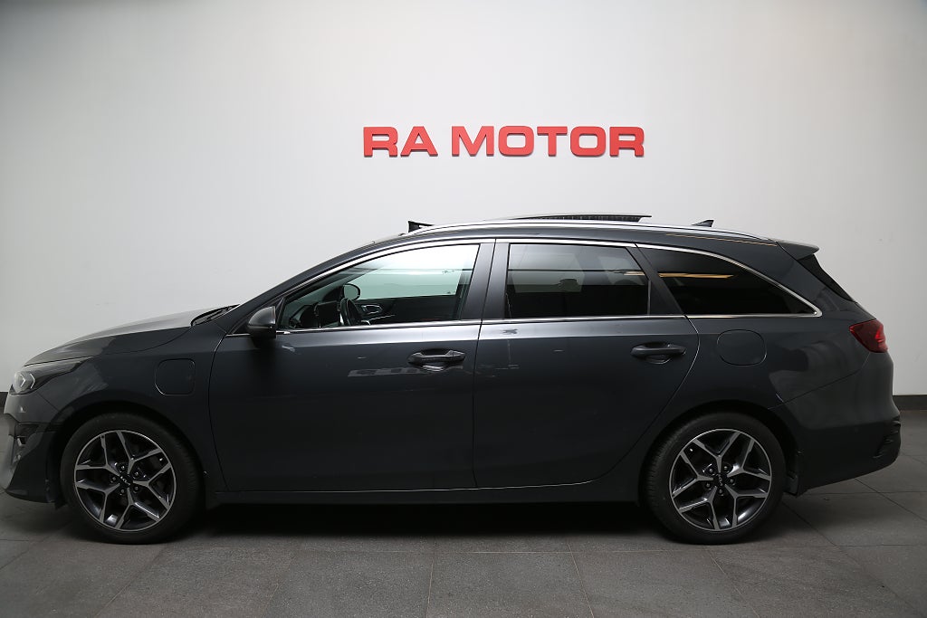 Kia Ceed Plug-in Hybrid Advance Plus 2 Panorama Skinn Drag Moms 2022