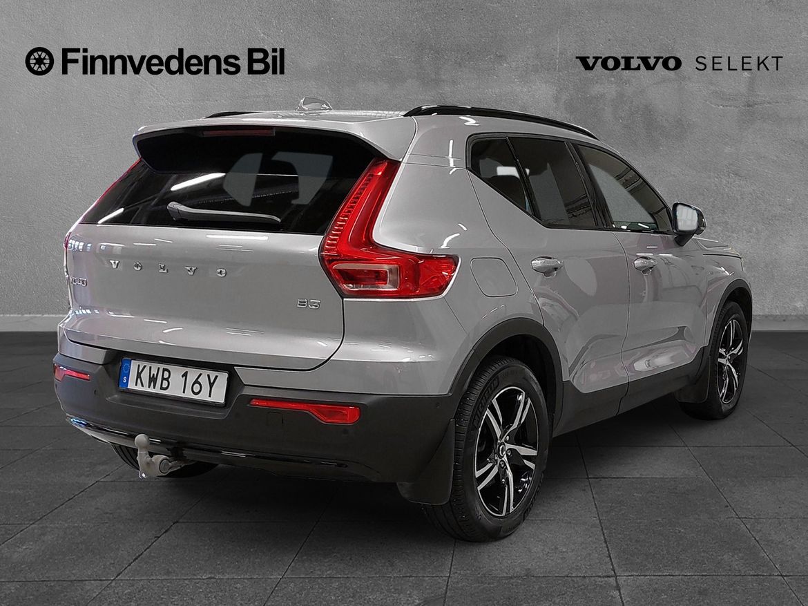 Volvo XC40 B3 FWD Bensin Plus Dark 2026, bild 4/10