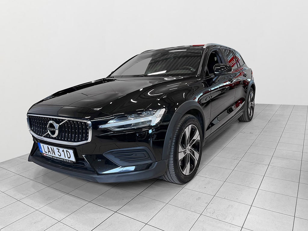 Volvo V60 Cross Country 2022 - miniatyr 4