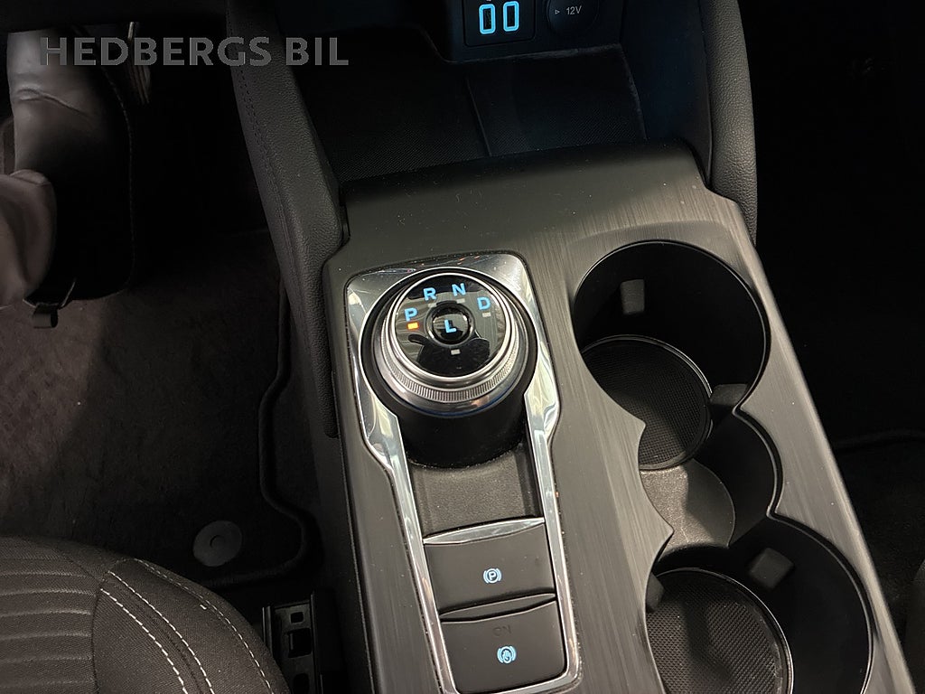 Ford Kuga Plug-In Hybrid 2,5 Titanium Automat thumbnail