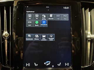 Volvo V90 Cross Country D4 AWD Momentum Plus Drag D-värm S&V