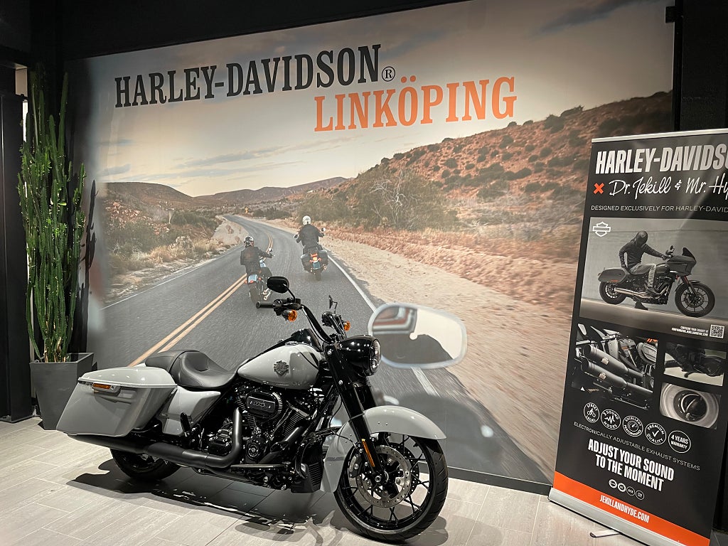 Harley-Davidson StreetGlide  Utförsäljning 2024 spara 83000kr