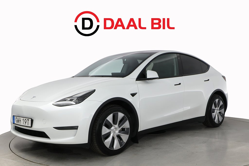 Tesla Model Y LONG RANGE AWD 514HK DRAG P-VÄRM PANORAMA B-KAMERA NFC