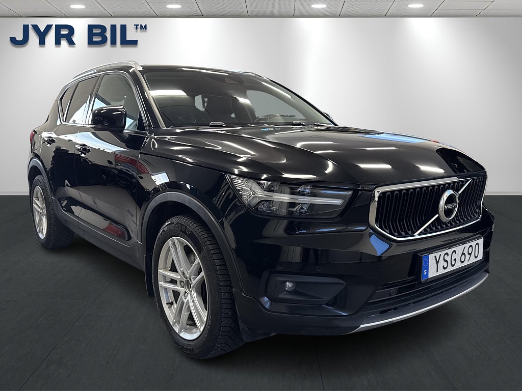 Volvo XC40 D3 AWD Momentum, PRO / Drag / VOC / Kamera