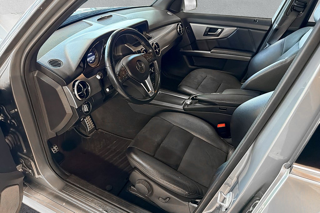 Mercedes-Benz GLK 220 CDI 4MATIC 7G-Tronic Plus AMG Panorama Drag 2-Ägare