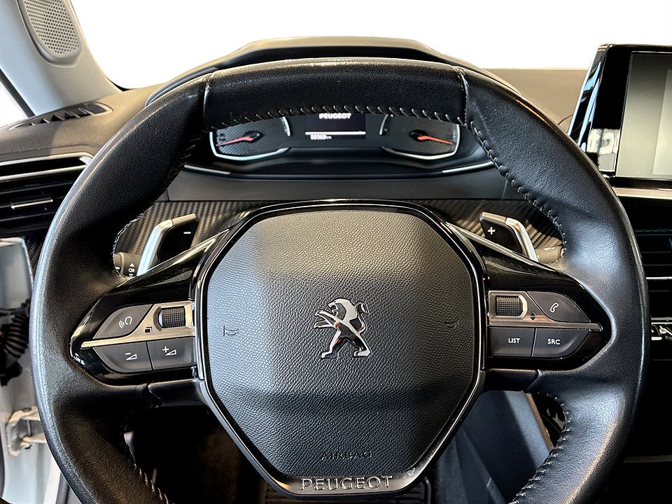 Bild på Peugeot 2008 Active 1.2 PT 130hk Aut CARPLAY BACKSENSORER