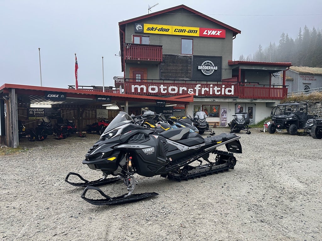 Lynx Brutal RE 900 ACE Turbo R -27 