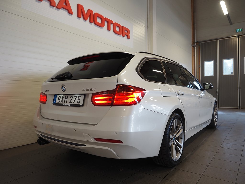 BMW 328 i xDrive 245hk Touring Sport line | Panorama | 2014