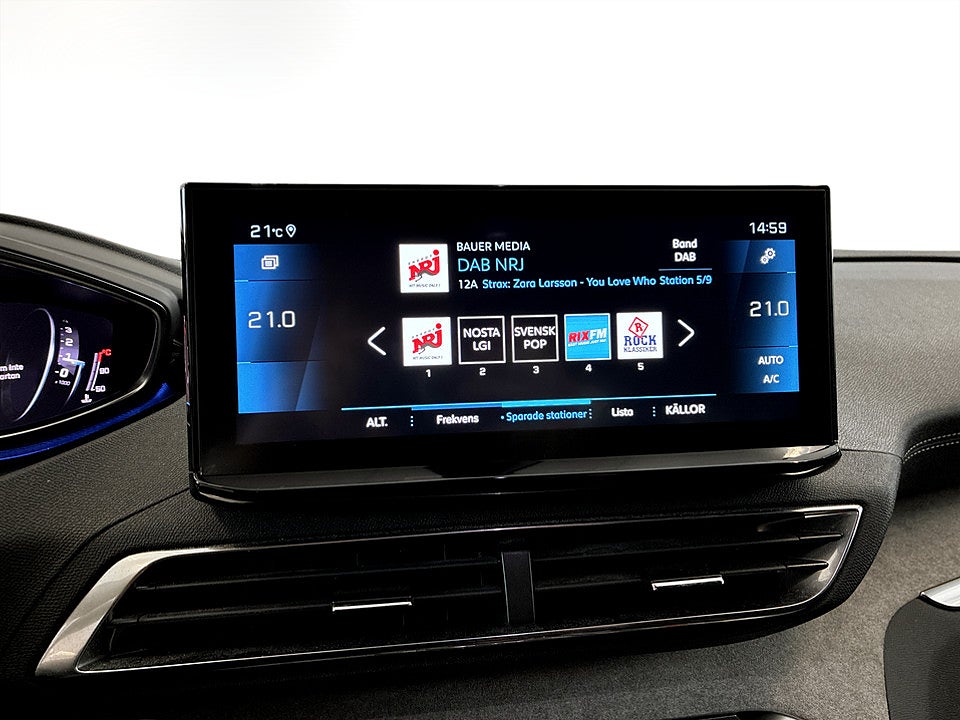 Bild på Peugeot 5008 GT 1.2 PT 130hk Aut 7-SITS B-KAMERA CARPLAY