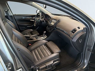Opel Insignia 2.0 CDTI 4×4 S&V-hjul/Drag/Dvärm/Kamera/Taklucka/Skinn – bild 10