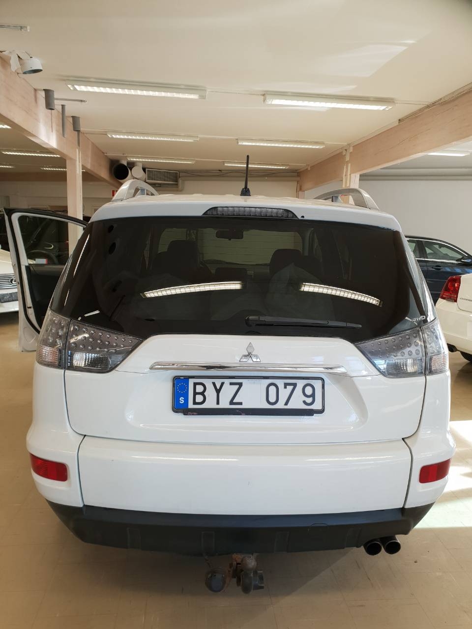 Mitsubishi Outlander 2009, bild 2/33