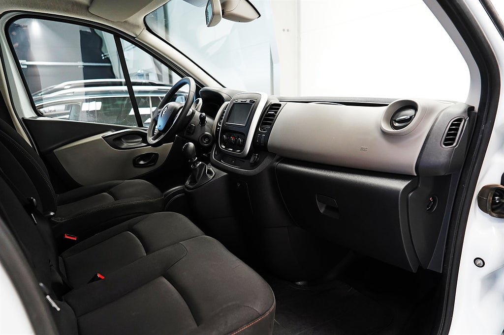 Renault Trafic 2019 - miniatyr 10