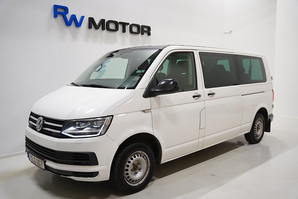 Volkswagen Caravelle T32 2.0 TDI 150hk Comfortline 9-sits Drag P-sensorer Navi Moms