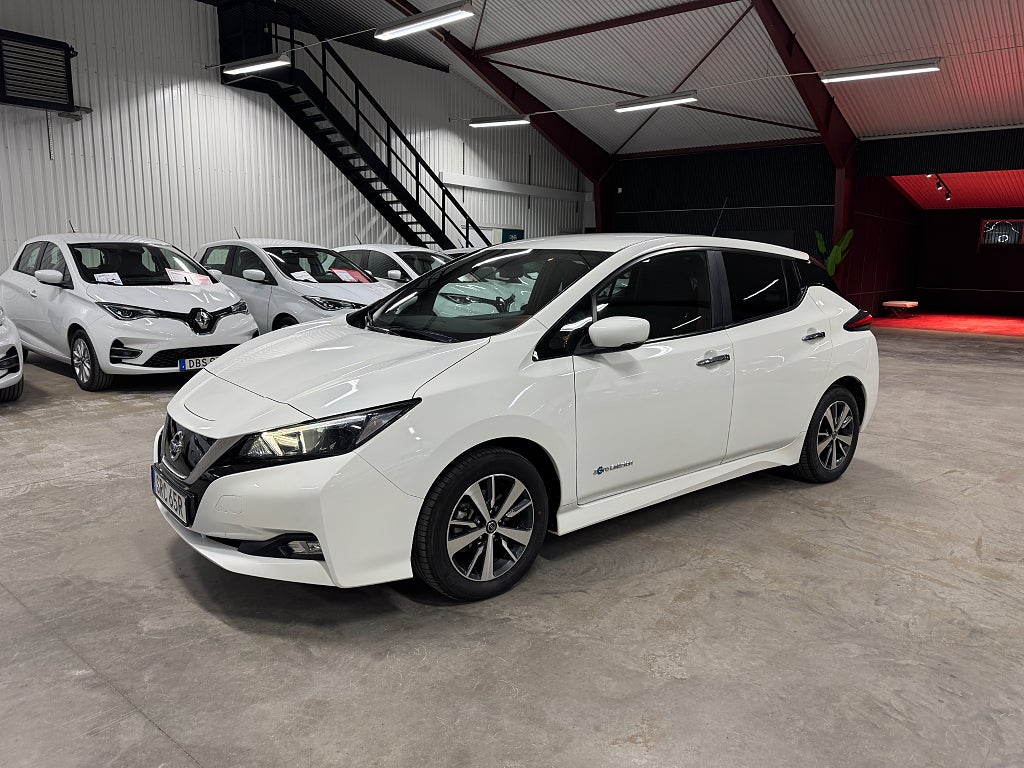 Nissan Leaf 40kWh Acenta/Backkamera/Keyless/Pdc/Navi/A.Carplay/DAB+