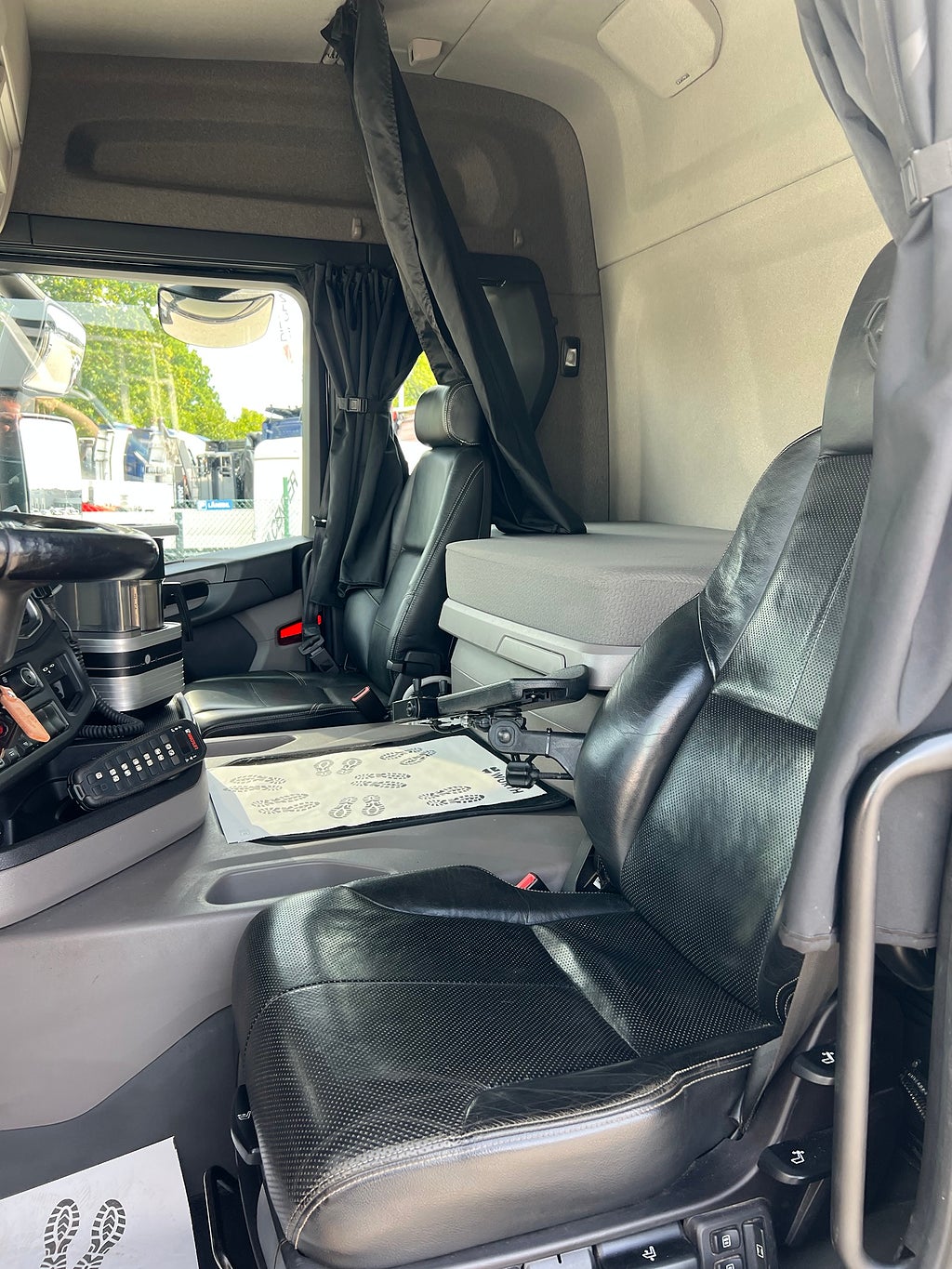 Scania G450 6x2*4 XT Lastväxlare, Fullt Plogutrustad