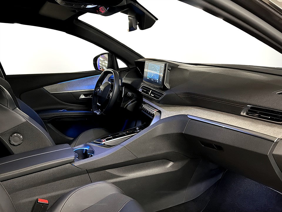 Bild på Peugeot 3008 GT 1.2 PT 130hk Aut B-KAMERA CARPLAY