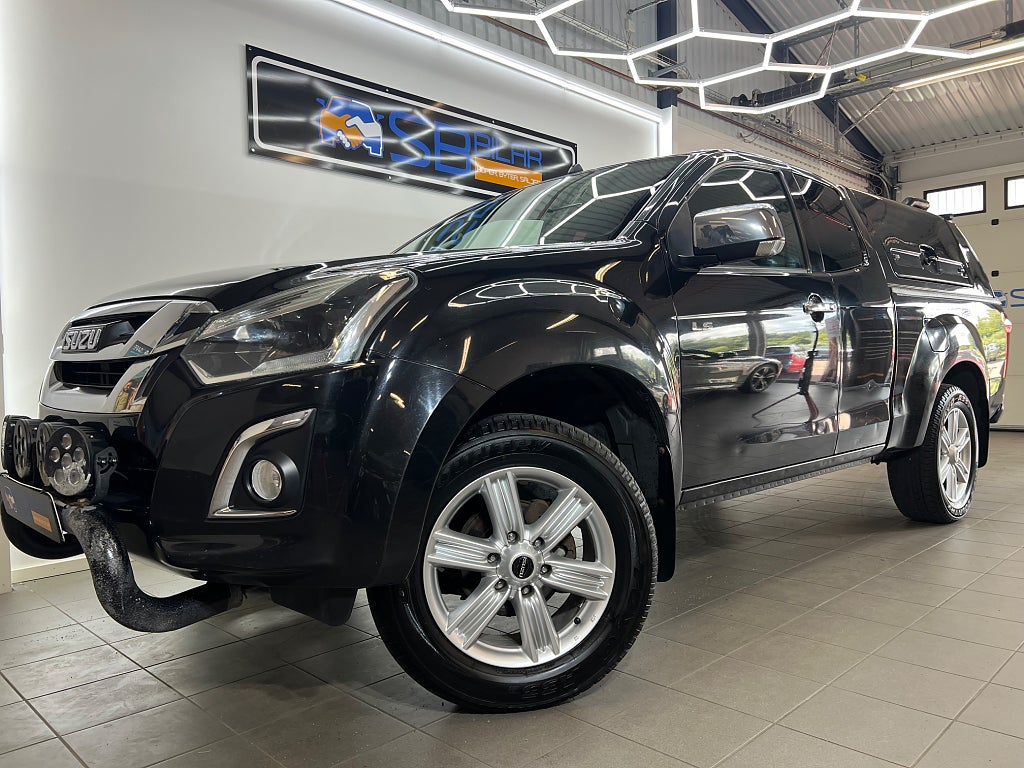 Isuzu D-Max Space Cab 4-dörrars 1.9 4WD Manuell, 163hk Värmare LED