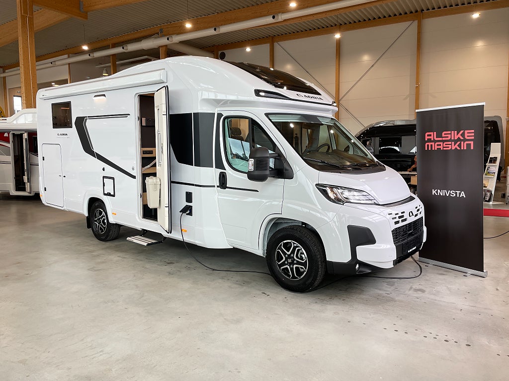 Adria Coral Select 670 SL / Automat / Multimedia / Truma Diesel / Gara