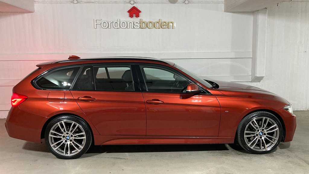 BMW 330 i xDrive Touring M-Sport Navi Drag Skinn Cockpit 