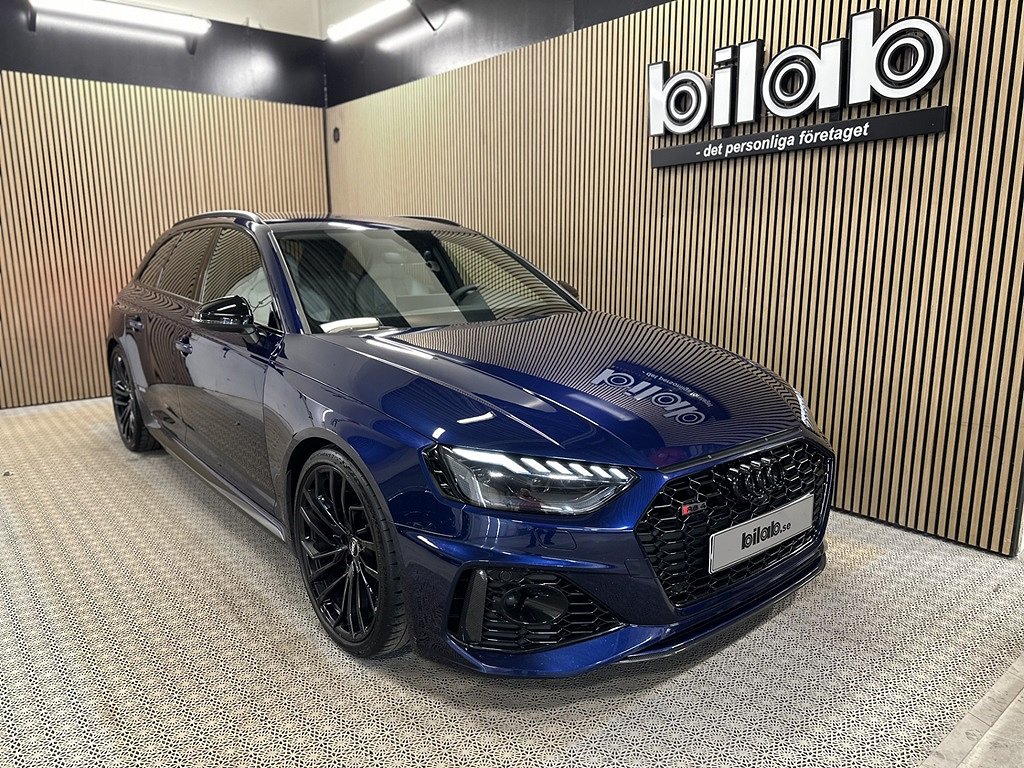 Audi RS4 Avant 450 HK TIPTRONIC