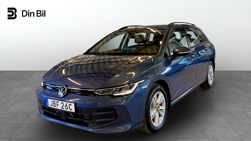 Volkswagen Golf Sportscombi 1.5 eTSi Värmare Drag Backkamera Moms 150HK