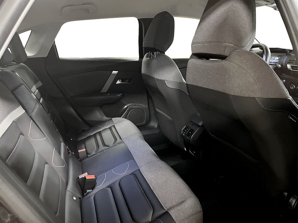 Bild på Citroën C4-X Shine 1.2 PT 130hk Aut B-KAMERA RATTVÄRME CARPLAY