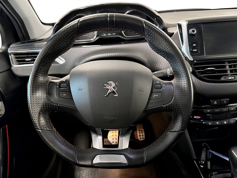 Bild på Peugeot 2008 GT-Line 1.2 PT 130hk Aut CARPLAY PANO BACKSENSORER