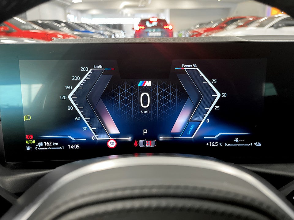 Bild på BMW 330e M-Sport xDrive Touring 292hk Aut CARPLAY DRAG