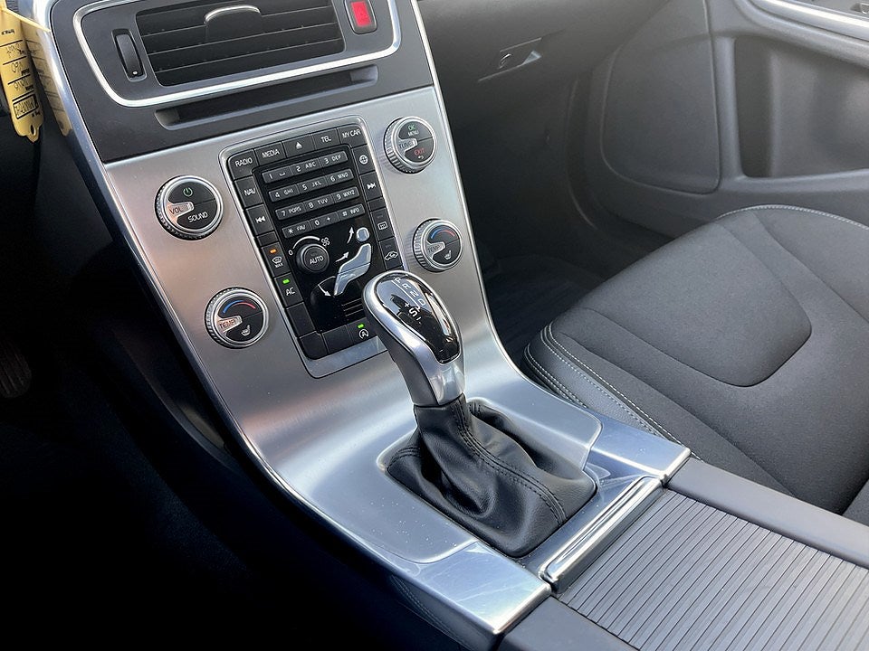 Bild på Volvo V60 Momentum D4 190hk Aut - DRAG, FARTHÅLLARE