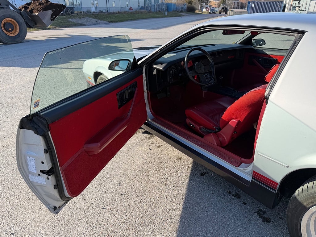 Chevrolet Camaro Z28 5.0 V8 TPI 0kr insats 1420kr/mån
