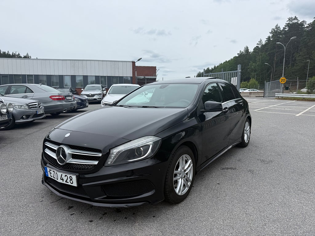 Mercedes-Benz A 200 CDI 136hk 7G-DCT AMG Line Navi Panorama Nyservad 