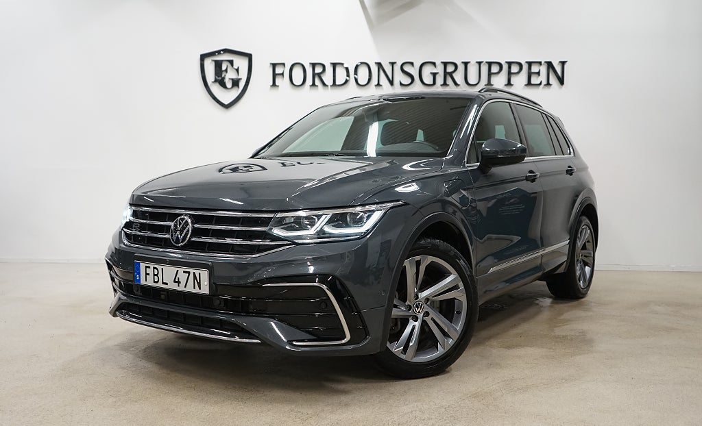 Volkswagen Tiguan eHybrid 1.4 TSI R-Line / SE SPEC 