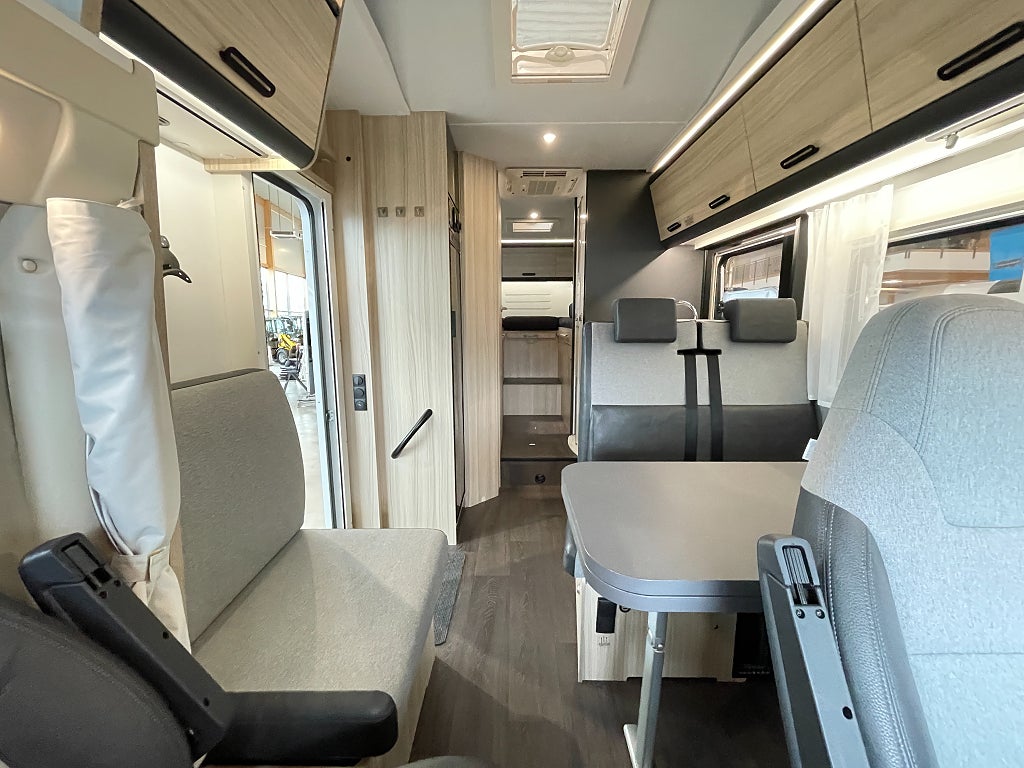 Sun Living A 75 SL / B-körkort / AC-Bodel / 5bältad / 900mil / El-patron / - Sun Living