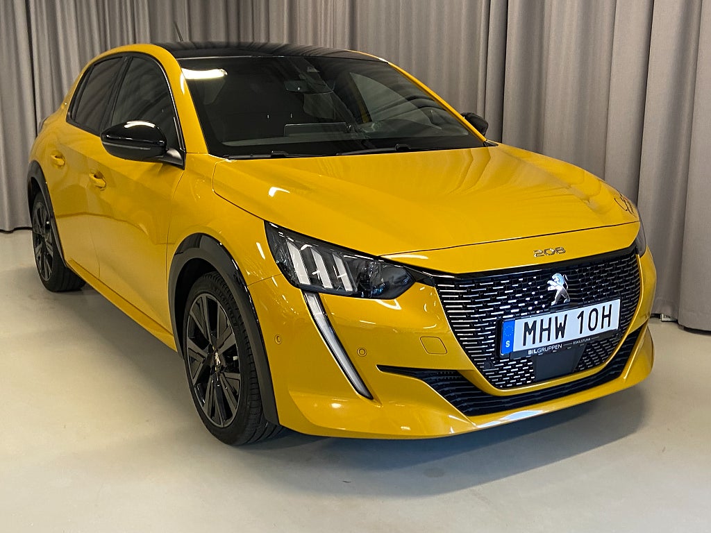 Peugeot 208 1.2 PureTech 130hk GT Navi Apple car
